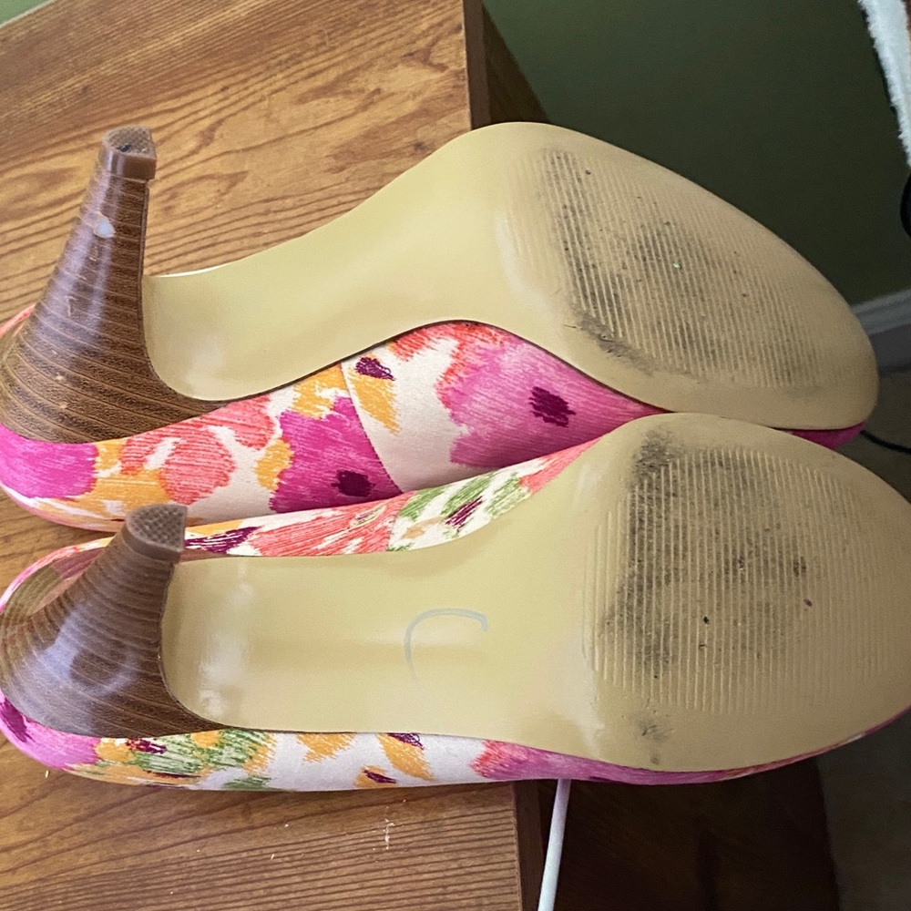 🔥Bundle 10 for $20🔥 Style & Co. Pink Floral Pattern Pump Heels - Picture 5 of 6